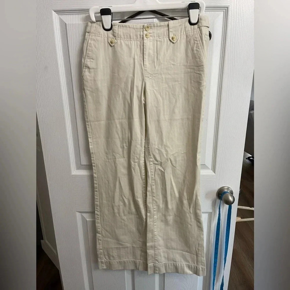 Women’s Eddie Bauer Vashon Fit Flared Leg Textured Khaki Pants Size 6 Beige - Picture 1 of 6